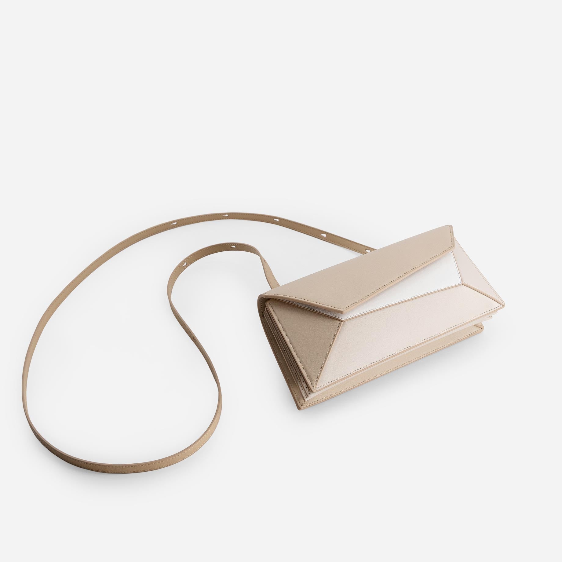 Naomi Long Purse - Vanilla