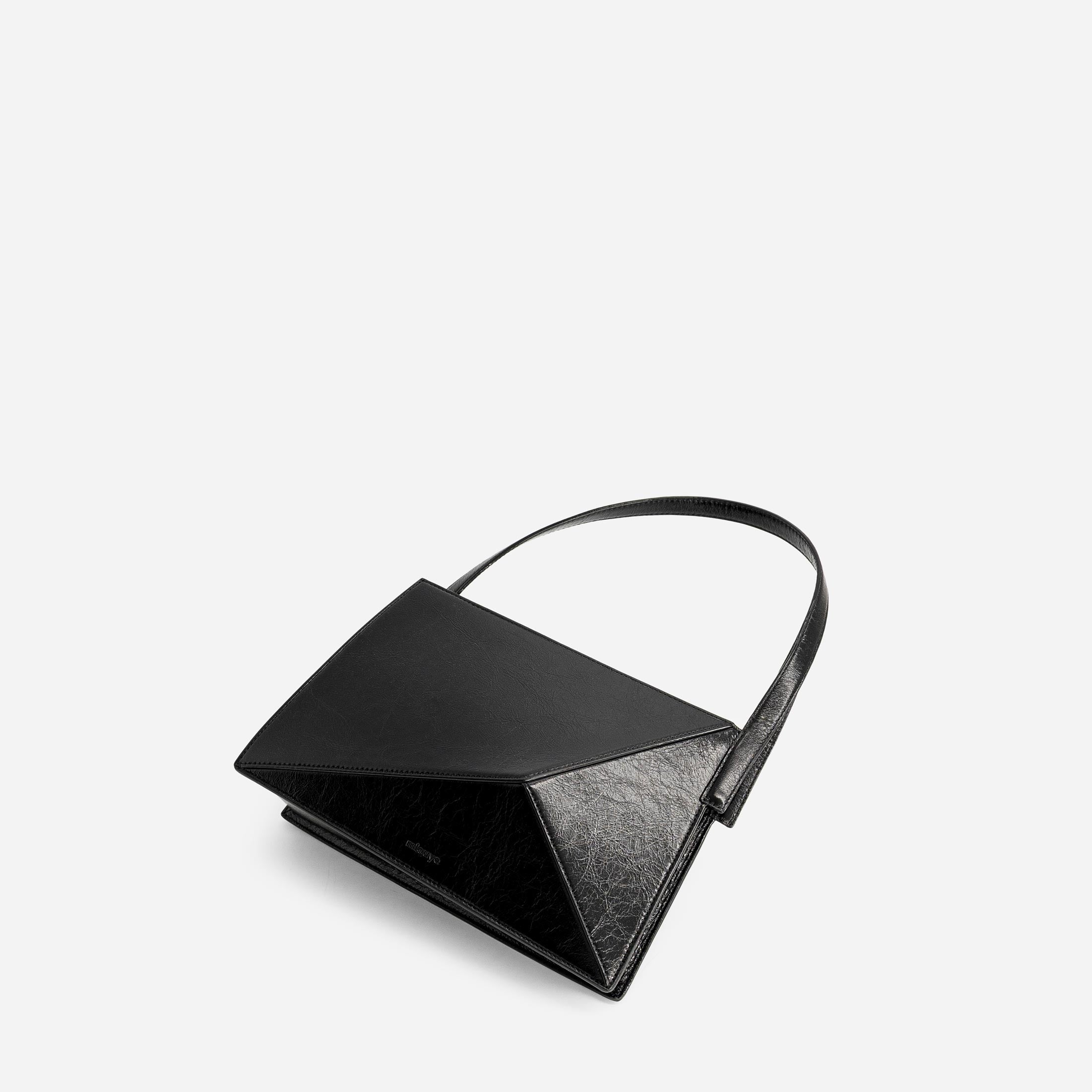 Neo - Crinkled Black