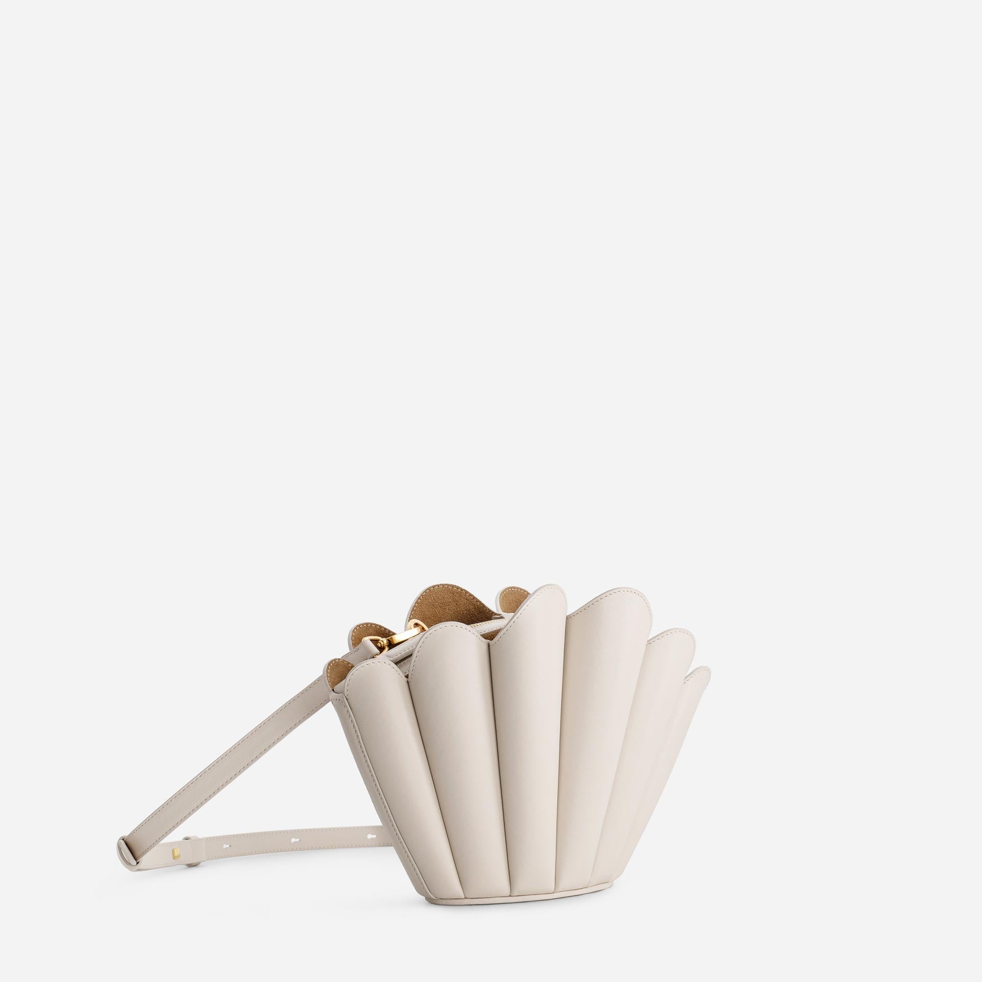 Seashell Crossbody - Dove