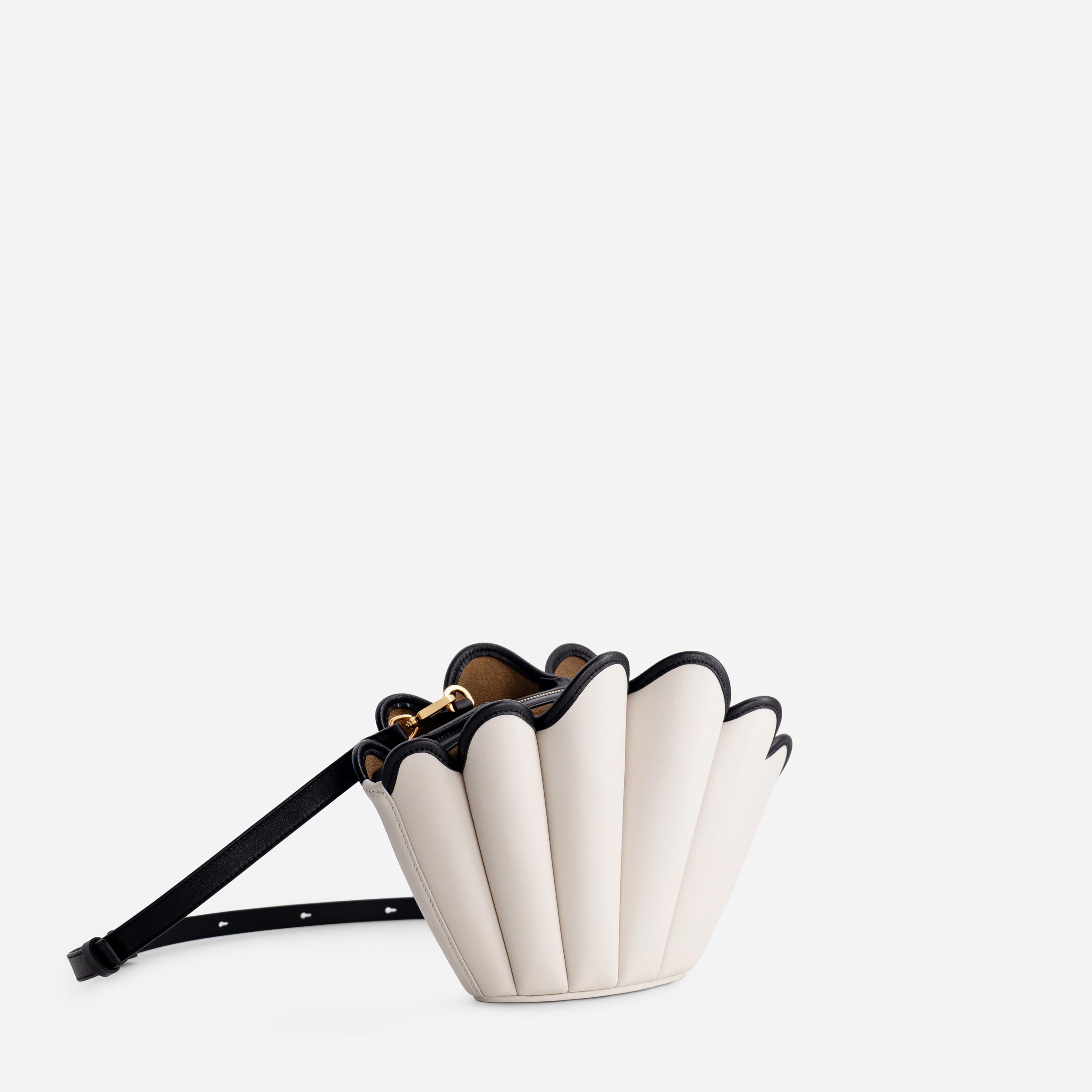 Seashell Crossbody - Off White