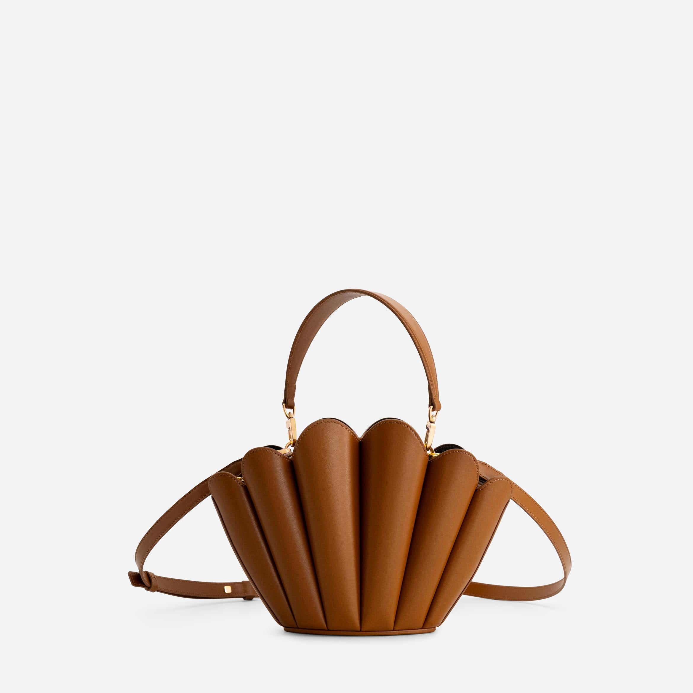 Seashell Crossbody - Tan