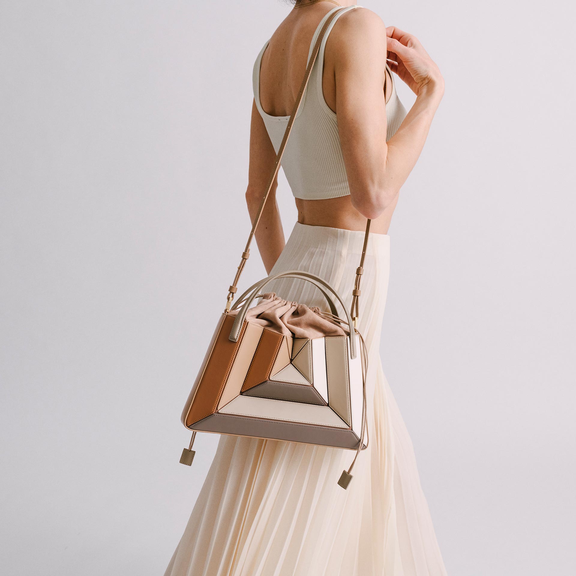 Sera Tote - Suede Gummy