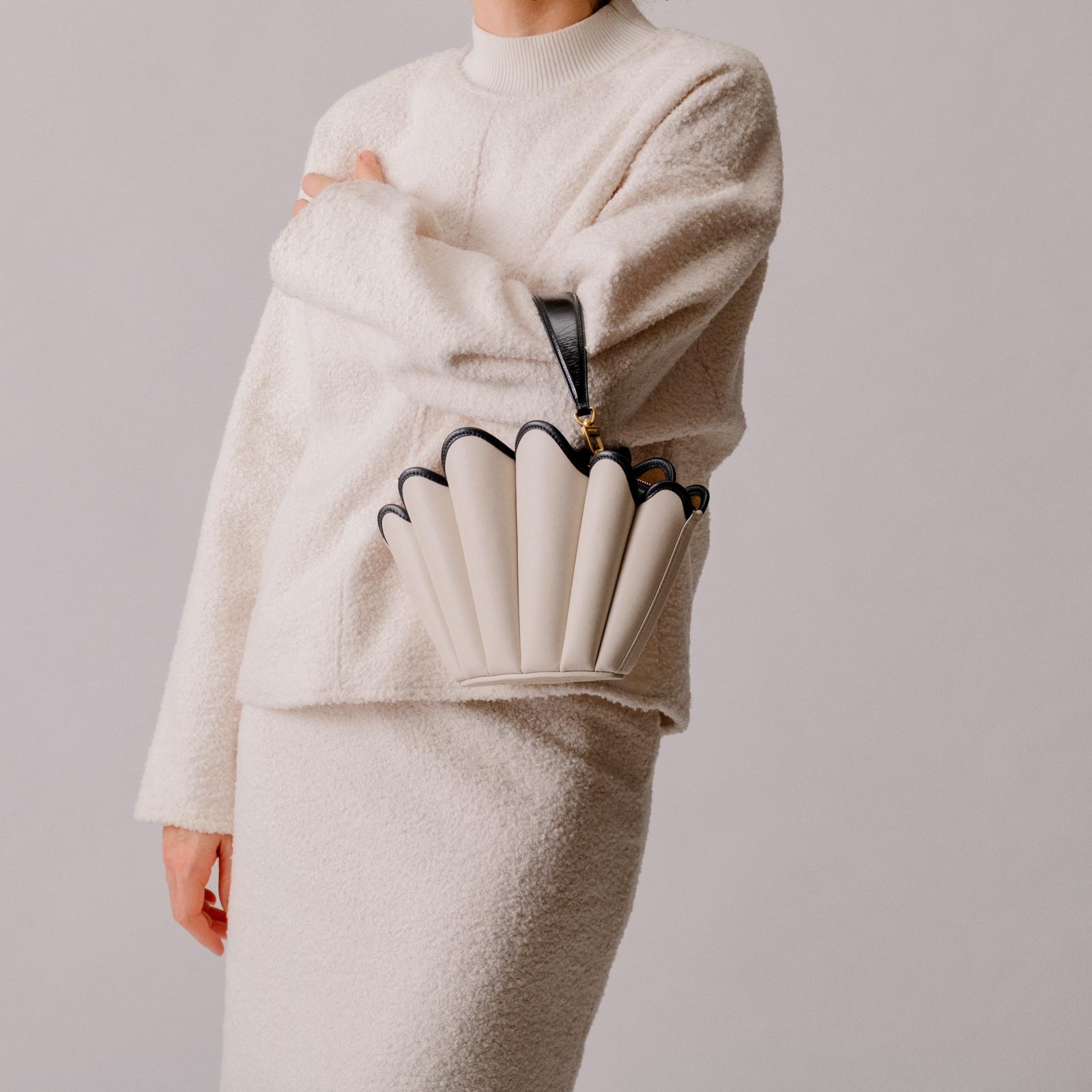 Seashell Crossbody - Canvas