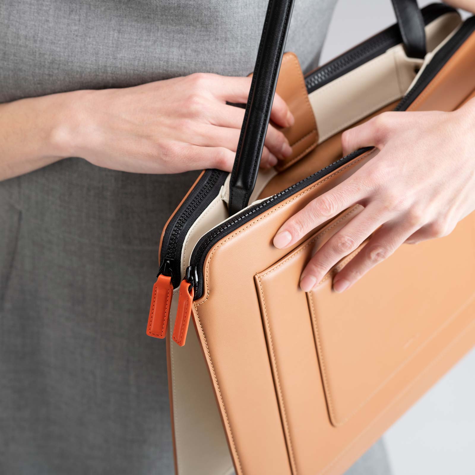 Business Bag - Cappuccino