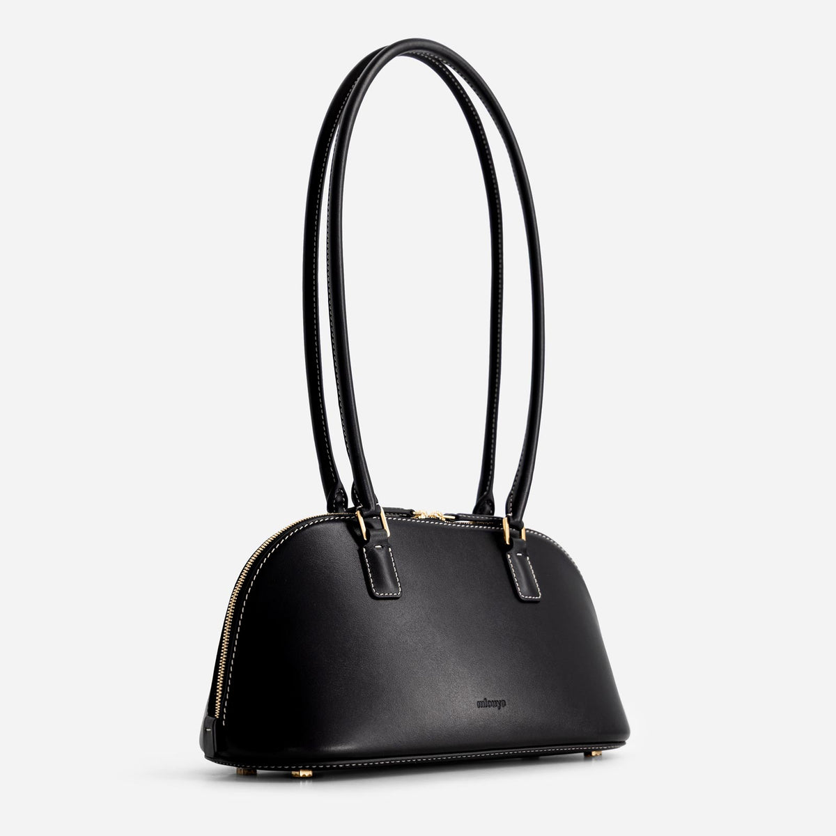 12 Canoe leather bag in Black