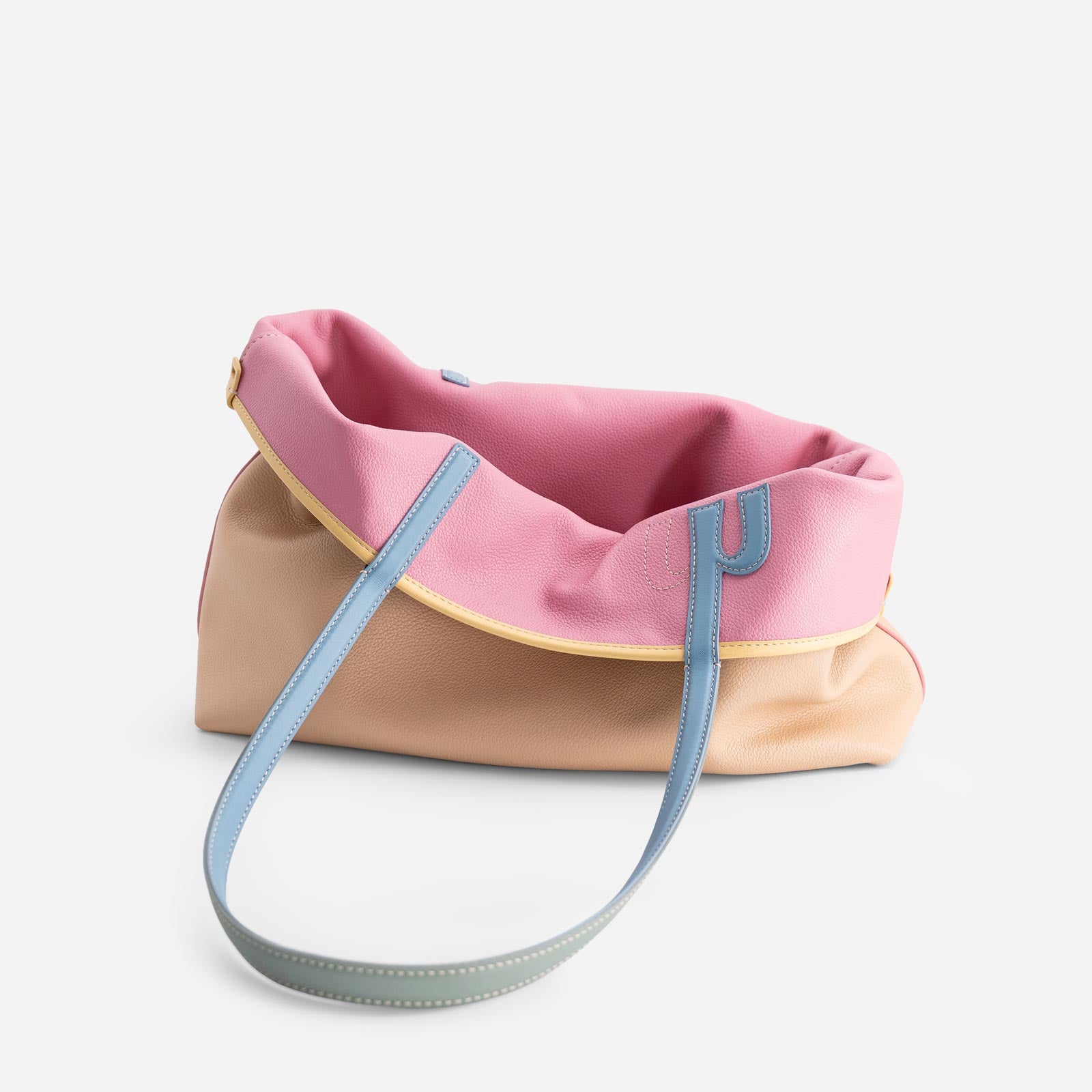 M Tote - Gummy