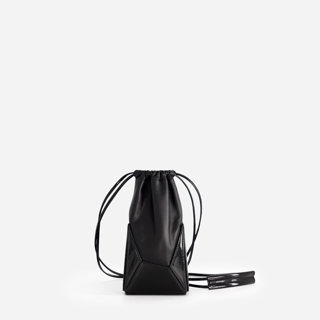 Naomi Phone Pouch in Patent Black