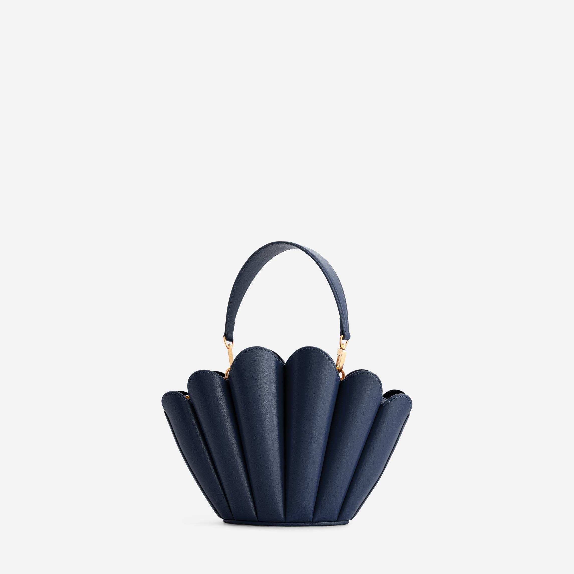 Seashell Crossbody - Navy