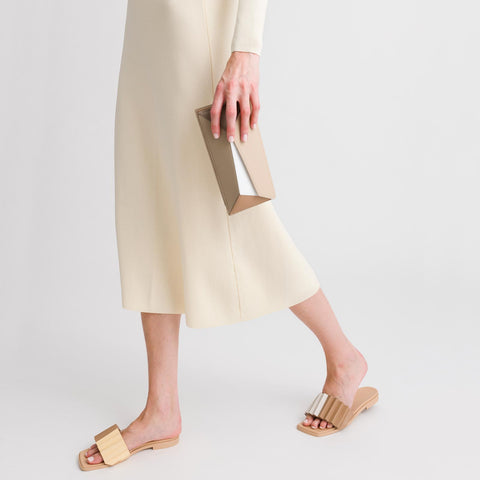 Naomi Long Purse - Milky